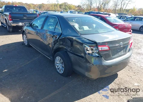 2012 Toyota Camry Le z USA, uszkodzony, nr VIN 4T4BF1FK9CR222685